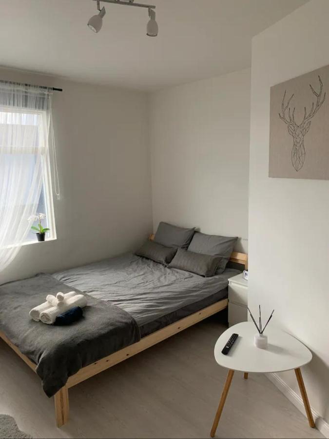 R&J Guesthouse Ro0M Grindavik Ngoại thất bức ảnh